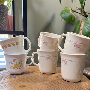 6 Corningware Corelle pattern mugs